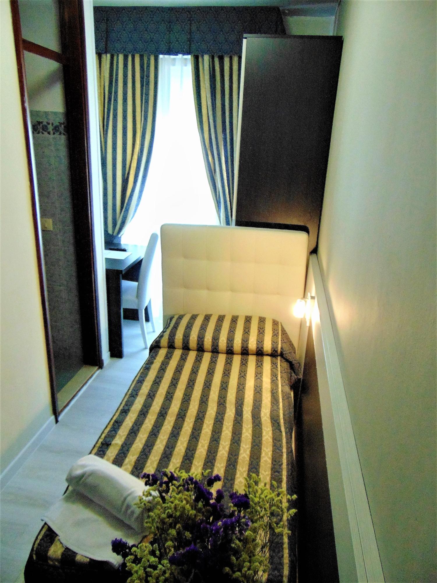 Hotel Columbus Caorle Exterior photo