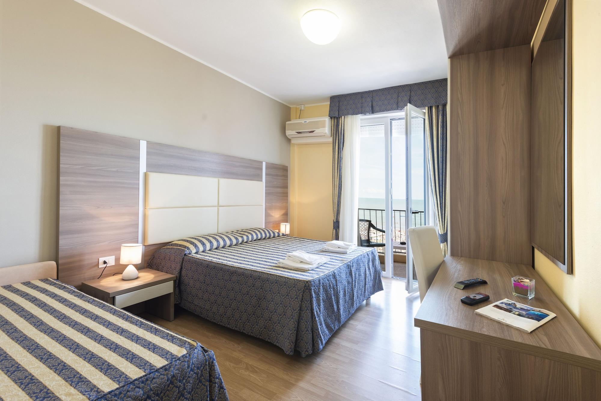 Hotel Columbus Caorle Exterior photo
