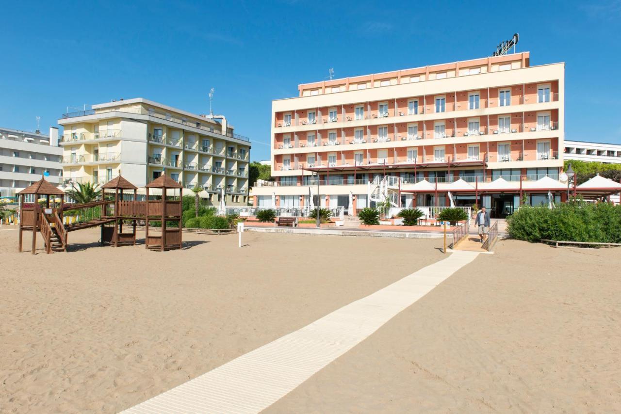 Hotel Columbus Caorle Exterior photo