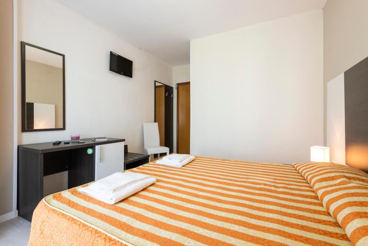 Hotel Columbus Caorle Exterior photo