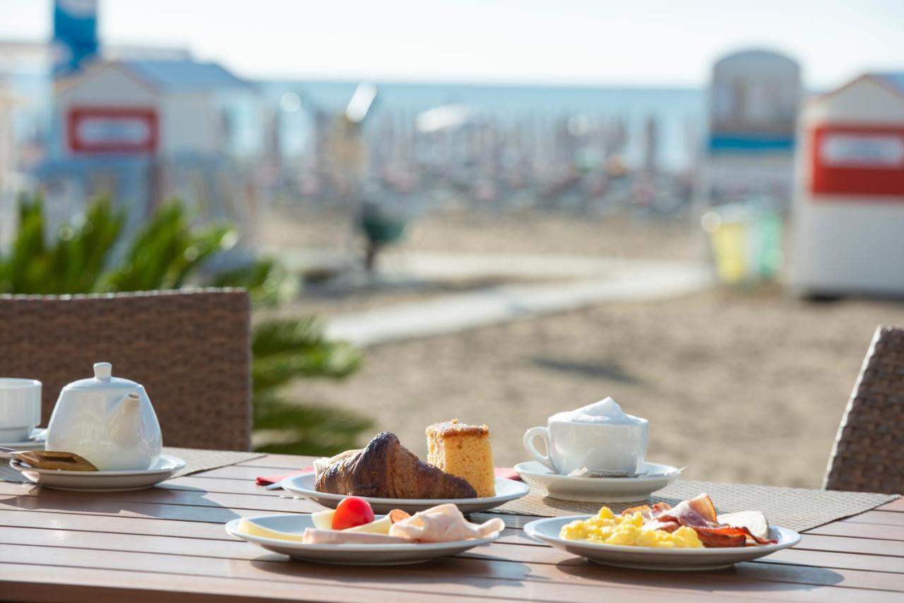 Hotel Columbus Caorle Exterior photo